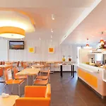 Ibis Budget Versailles Coignieres 