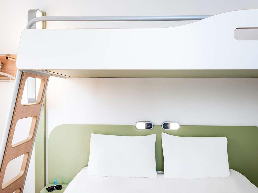 Ibis Budget Versailles Coignières